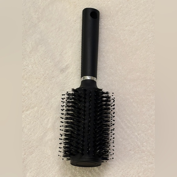 Round brush with stash spot - Picture 2 of 3